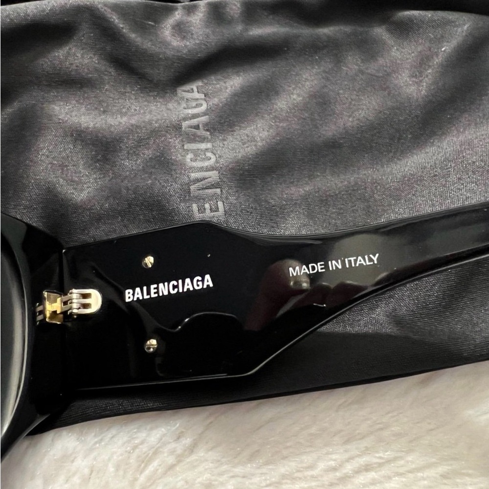 Balenciaga Black Sunglasses - Picture 9 of 12